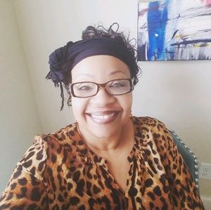 Meet your Posher, Starla